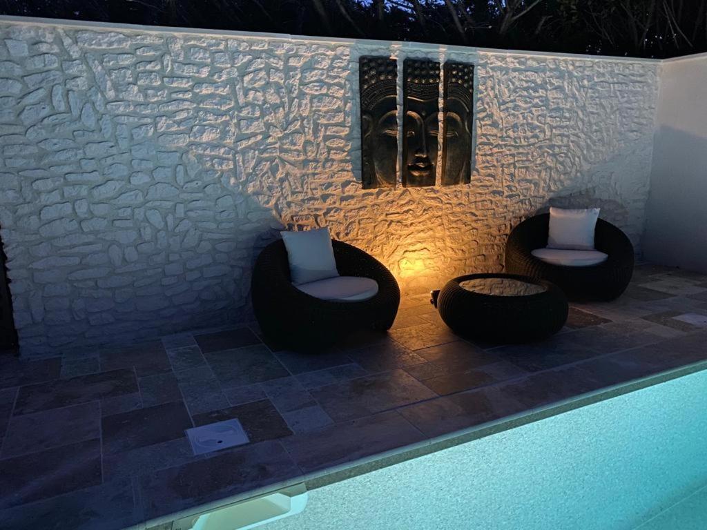 Mas Beau Soleil&Spa Gîtes de Charme avec Jacuzzi Privé Saint-Rémy-de-Provence Exterior foto